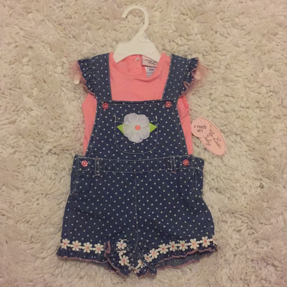 Two piece overall set